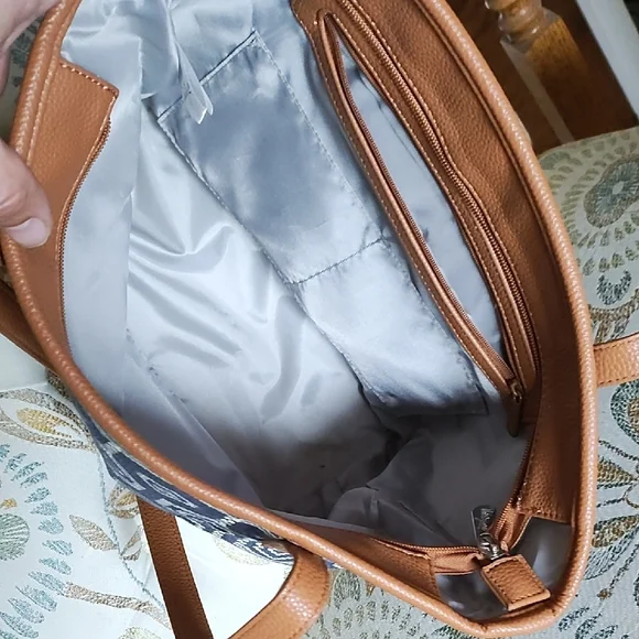 Geometric Patterned Tote Bag with Tan Accents - Picture 3 of 6